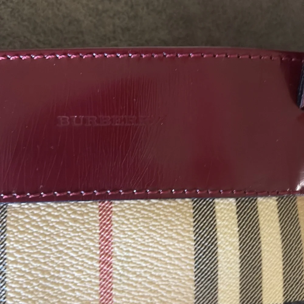 Burberry Haywood EUC Vintage Bucket Monogram Plaid Women's Tote - Picture 2 of 11